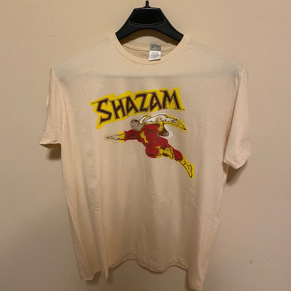 DC Classics Official Shazam T-Shirt (w/ tags)